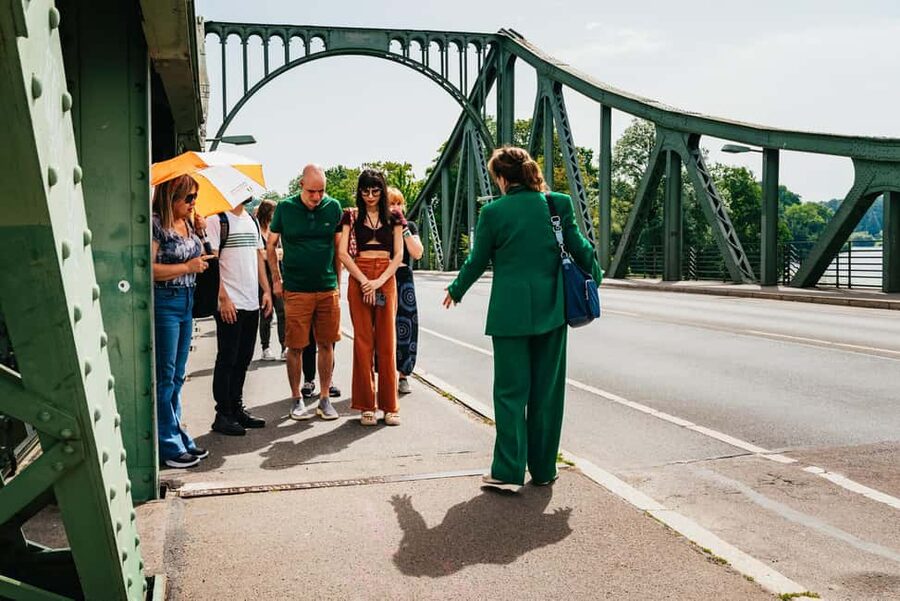 From Berlin: Potsdam and Sanssouci Palace Tour with Entry - The guided Kurfürstendamm segment back in Berlin