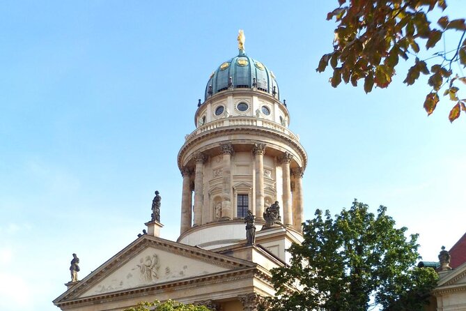 Half-Day Guided Bike Tour of Central Berlin's Highlights - The ride between landmarks: stories of Prussia, the New Synagogue, and everyday Berlin