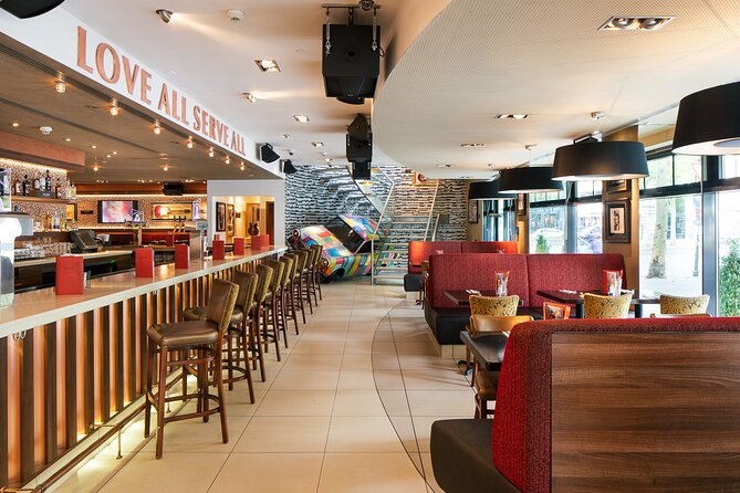 Hard Rock Cafe Berlin With Set Lunch or Dinner - The Set Menus: Gold, Diamond, and Ultimate (Plus Acoustic or Electric)