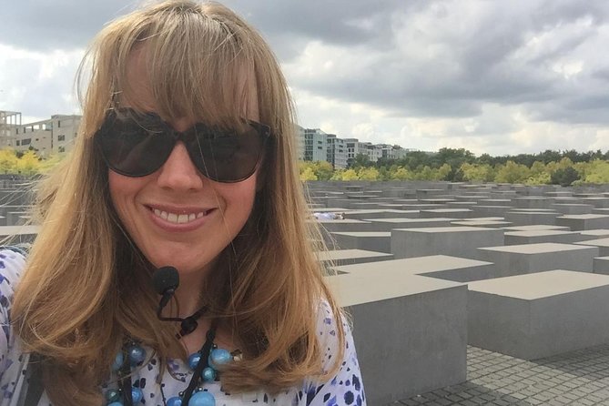 In Search of Jewish Berlin Walking Tour - What the guide setup means for your experience