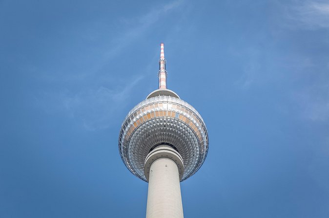 Individual city tour Berlin for max. 8 persons - Victory Column and Gedächtniskirche, then the Checkpoint Charlie shock