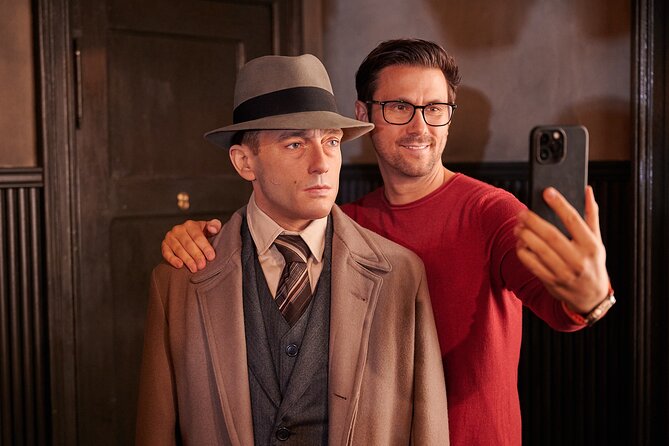Madame Tussauds Berlin Admission Ticket - Berlin-themed storytelling, from Golden 20s to Babylon Berlin