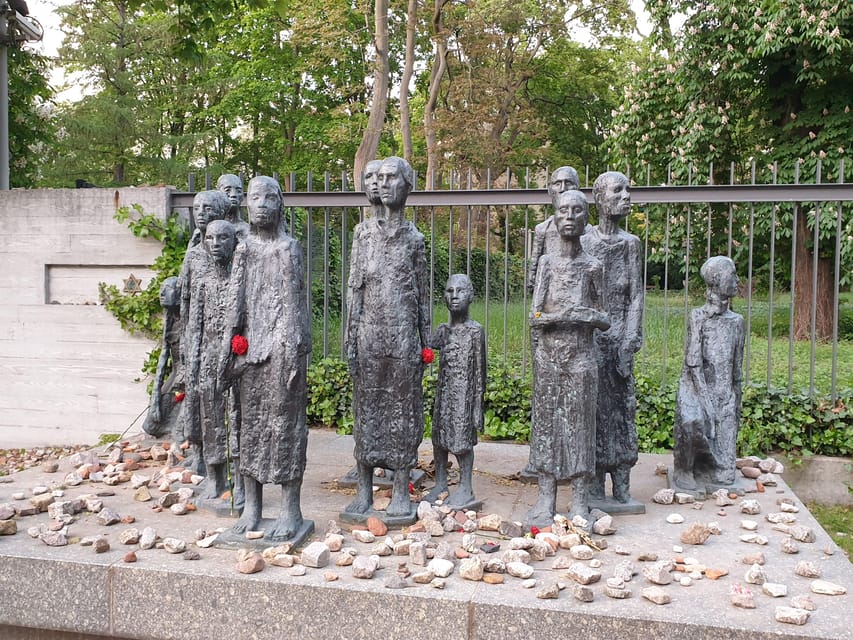 Nazi Berlin and the Jewish Community Tour - An essential “between stops” reality check, with WWII scars along the way