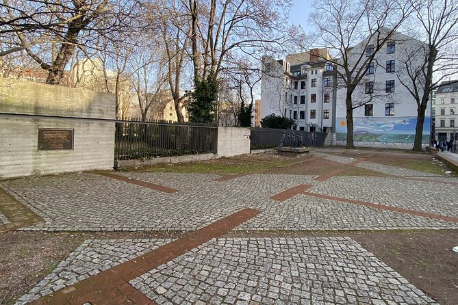 Path of Resistance: Berlin’s Hidden Holocaust Stories - Stop 2: Moses Mendelssohn’s Jewish Gymnasium, when education became a trap