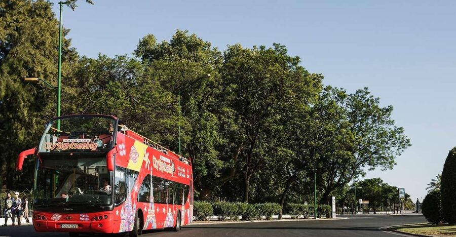 Potsdam: City Sightseeing Hop-On Hop-Off Bus Tour - Getting oriented from Luisenplatz to Hauptbahnhof
