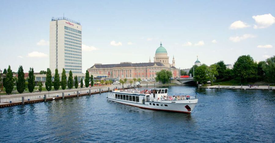 Potsdam: Palace Tour by Boat - Key highlights to look for