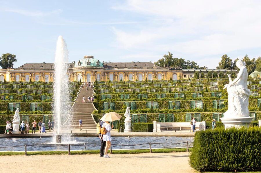 Potsdam: Sanssouci Palace and Prussian Palaces Entry Ticket - Entering via Ehrenhof, and why your time slot matters