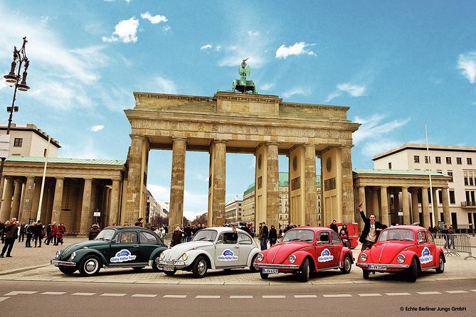 Private 4h Berlin Discovery Tour in an Oldtimer Volkswagen Beetle - Berlin’s top landmarks, but in a Beetle