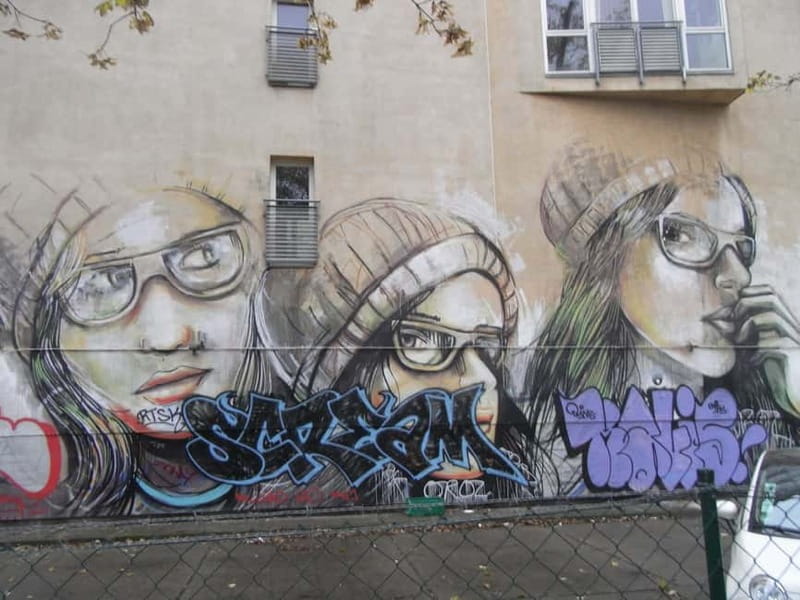 Private Alternative Berlin Tour -Murals, Graffiti and Squats - Why Berlin’s alternative art scene is more than street pictures