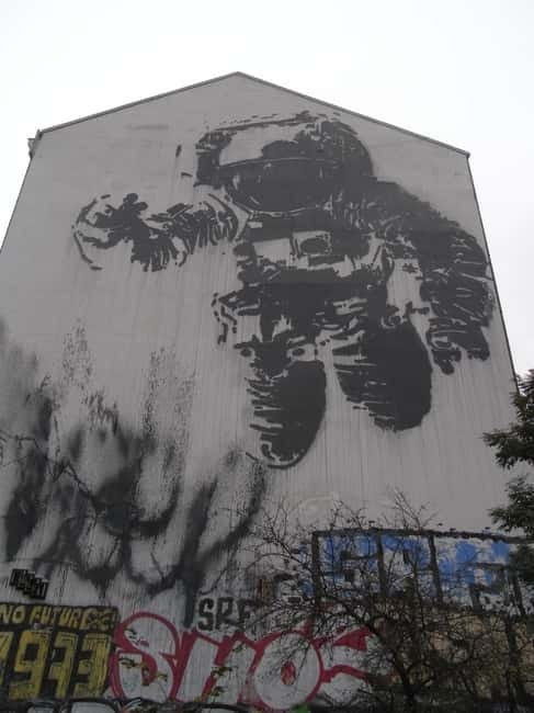 Private Alternative Berlin Tour -Murals, Graffiti and Squats - Price and value: when $302 per group makes sense