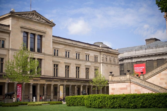 Private Berlin: Iconic Sights and Hidden Gems Walking Tour - Führerbunker and Reichstag, how Berlin tells you the story keeps changing