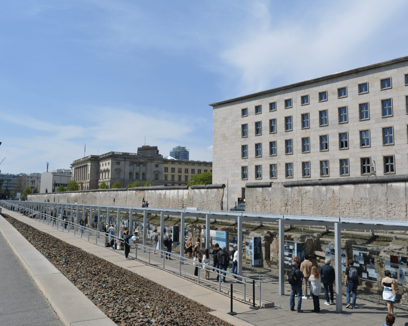 Private Berlin In a Day History Tour With Expert Guide - Humboldt University, Neue Wache, and Museum Island’s post-war identity