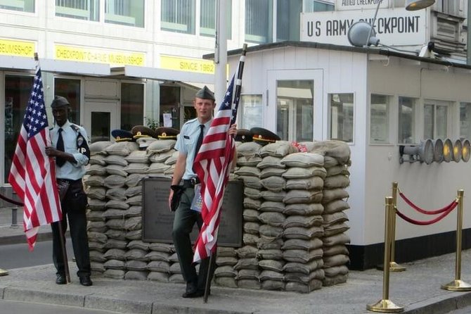 Private Berlin One Day Tour with a Local: See the City Unscripted - Getting Oriented: Pariser Platz Start, Then Building Your Berlin Route