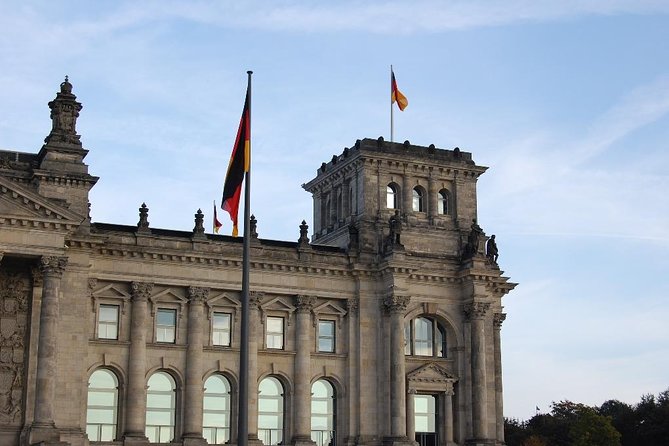 Private Berlin Top Historical Sites Tour with Black Van - Potsdamer Platz and Tiergarten: modern Berlin breathing room