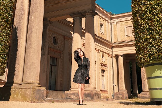 Private Personalized Photoshoot in Berlin - Putivnik’s Approach: Clear Communication and Comfort-First Posing