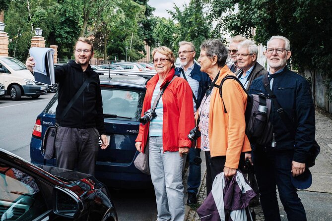Private Photo Tour in Kreuzberg - Oranienstraße Courtyards: Finding Photo-Worthy Hinterhöfe