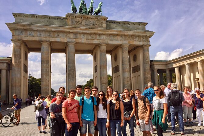 Private Taxi Tour of Berlin East and West and Neighbourhood approx. 4-6h - Why a taxi tour works so well for Berlin’s Wall-era map