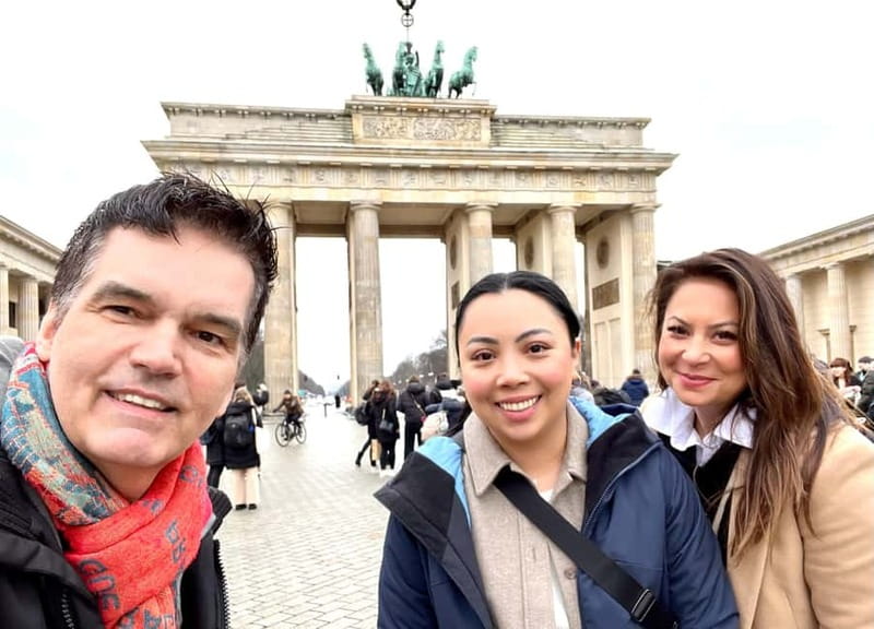 Private Taxi Tour through Berlin East and West and Kiez 4-6h - Berlin’s story, told in motion: the West-first approach