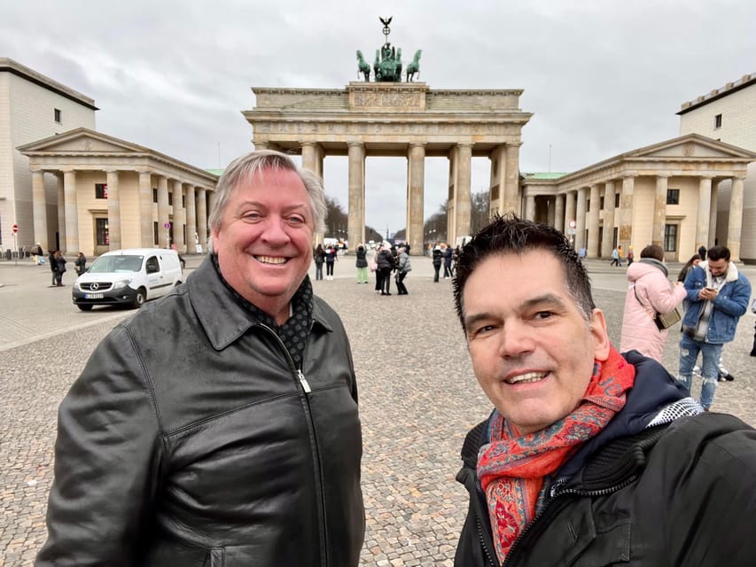Private Taxi Tour through Berlin Extended & Relaxed ca 6-8h - Brandenburg Gate, Checkpoint Charly area, and the Holocaust Memorial setpieces