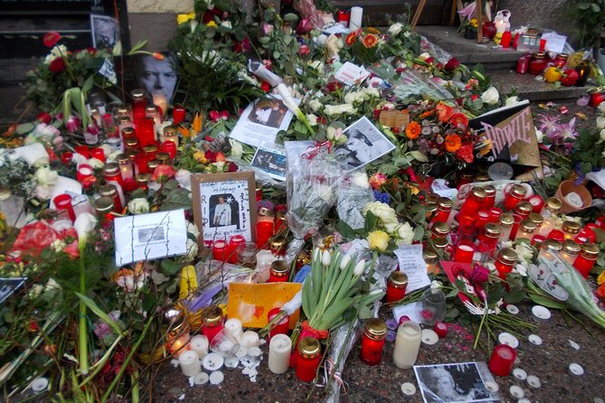 Private Tour of David Bowie's West-Berlin - Nürnberger Straße 53: the Dschungel and where the nights used to happen