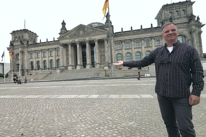 Private Walking Tour Berlin 3 hours: Brandenburg, Historic Center - Picking your focus: Third Reich, World War II, Cold War, Berlin Wall, and Jewish Berlin