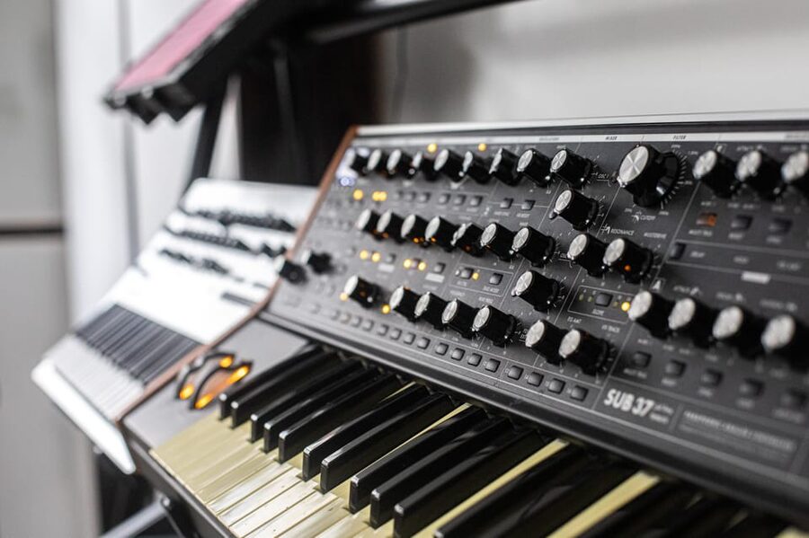 Produce Techno and House Music in Berlin - Recording and Arranging Your House or Techno Track