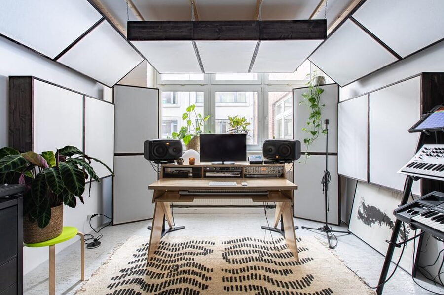 Produce Techno and House Music in Berlin - Who This Berlin Masterclass Is Perfect For