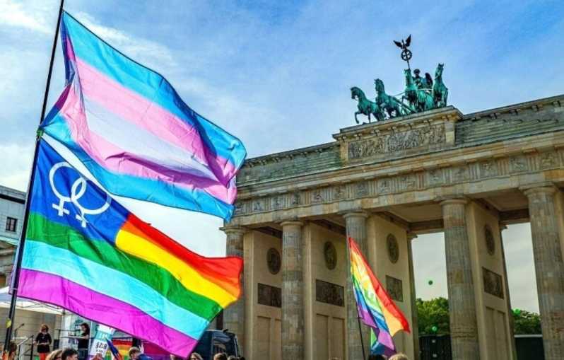 Queer Berlin Tour: Birthplace of LGBTQ+ Movements - After the war: Schöneberg reborn as a gay-heart of the city