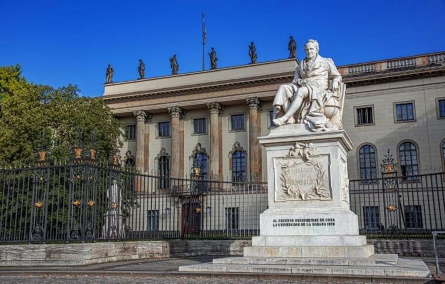 Queer Berlin Tour: Birthplace of LGBTQ+ Movements - Starting point to Nollendorfplatz: getting oriented in Schöneberg’s queer core