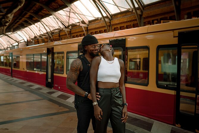 Romantic Couple Photoshoot in the Heart of Berlin - A Practical Walk-Through of the One-Hour Photoshoot Flow
