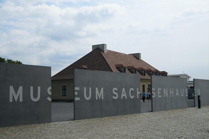 Sachsenhausen concentration camp. - Who should book this Sachsenhausen tour?