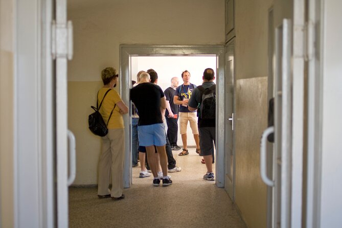 Sachsenhausen Concentration Camp Bus Tour in English from Berlin - What your guide does well, and why licensed leadership matters