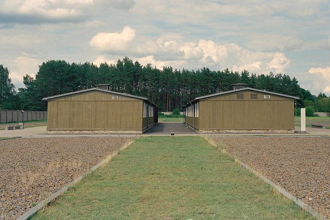 Sachsenhausen Concentration Camp - Tour in Italian - Inside the Memorial and Museum Sachsenhausen for 3 focused hours