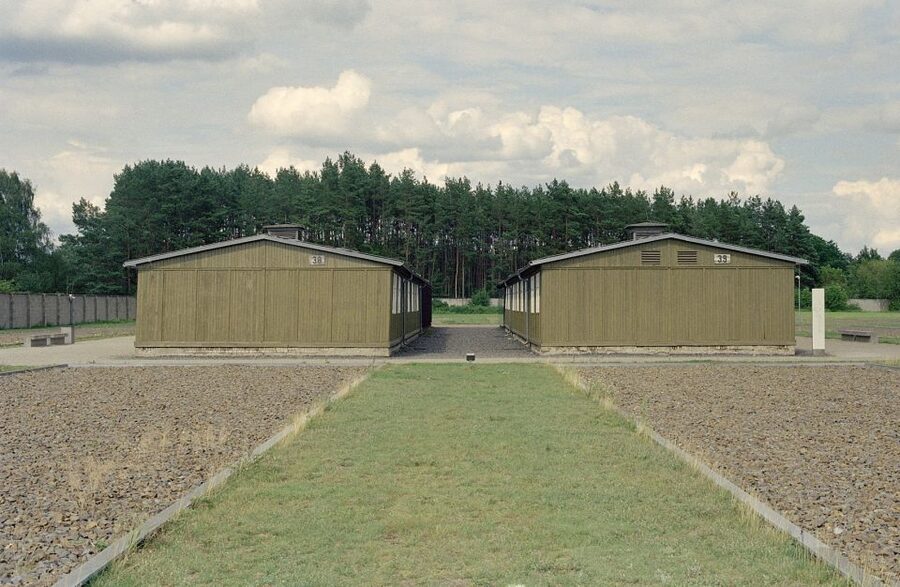 Sachsenhausen Memorial: Walking Tour from Berlin - Inside the Memorial: Tower A, Roll-Call Square, and Station Z
