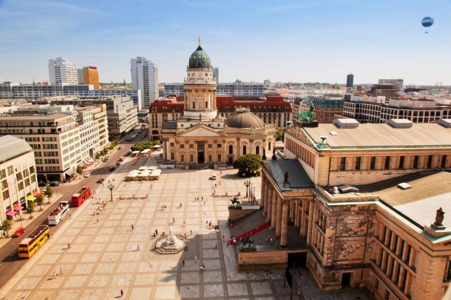 Skip-the-line Berlin Cathedral and Old Town Private Tour - Schlossbrücke to Museum Island: A Short Crossing With Big Payoff