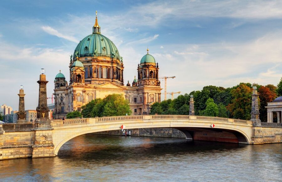 Skip-the-line Berlin Cathedral and Old Town Private Tour - The Dome and Crypt Closure: A Real-World Detail to Check