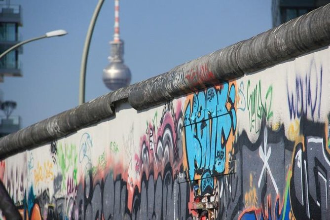 Small-Group Berlin Sightseeing and Food Tour of Prenzlauer Berg and Mitte - Starting near Schankhalle Pfefferberg with barista-style coffee