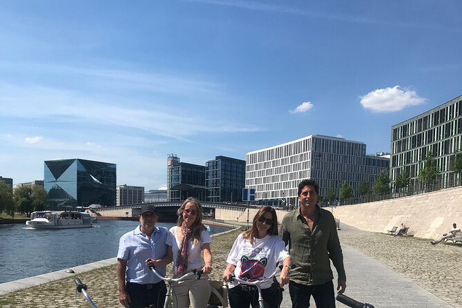 Small-Group Historical Bike Tour in Berlin - Berlin Wall Memorial and the hard questions you can face on a bike tour