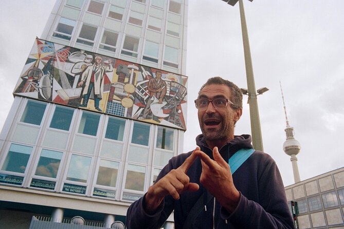 Small Group Walking Tour of East Berlin with a French Guide - The Berlin Wall Memorial at Bernauerstrasse: face-to-face with separation