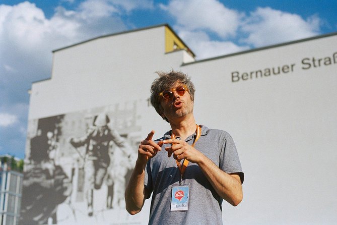 Small Group Walking Tour of East Berlin with a French Guide - Price and value: about $27.91 for three hours of context