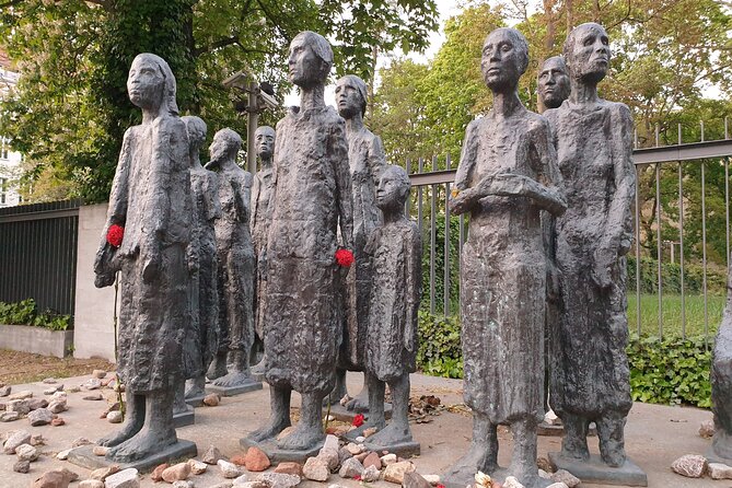 Third Reich Berlin Walking Tour with a French-Speaking Guide - Grosse Hamburger Strasse, Jewish cemetery, and the logic of Sammellager