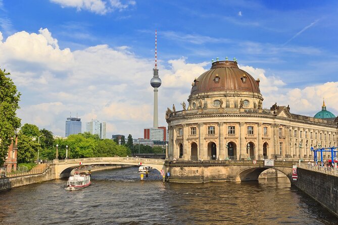 Third Reich Quest Experience in Berlin - What You Actually Learn, and How the Puzzle Format Helps