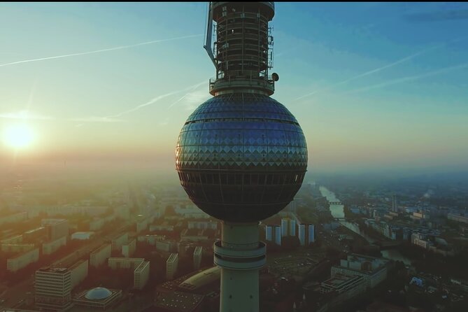 Ticket Admission to Berlin TV Tower - Weather risk and the fixed-ticket problem