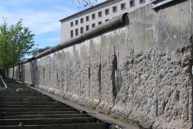 Tours & Sightseeing in English of Berlin, Potsdam and Sachsenhausen - The Guide Style: Witty, Sharp Timelines, and Room for Questions