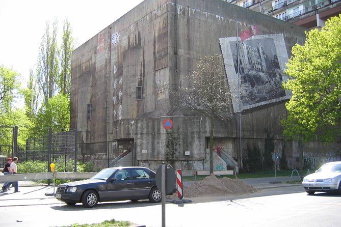 Tours & Sightseeing in English of Berlin, Potsdam and Sachsenhausen - Small Group Size: Why Max 8 Makes a Difference