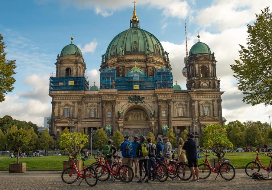 Ultimate E-Bike Tour of Berlin with Beer Garden Stop - Tiergarten to Unter den Linden, Where the City Feels Like a Boulevard